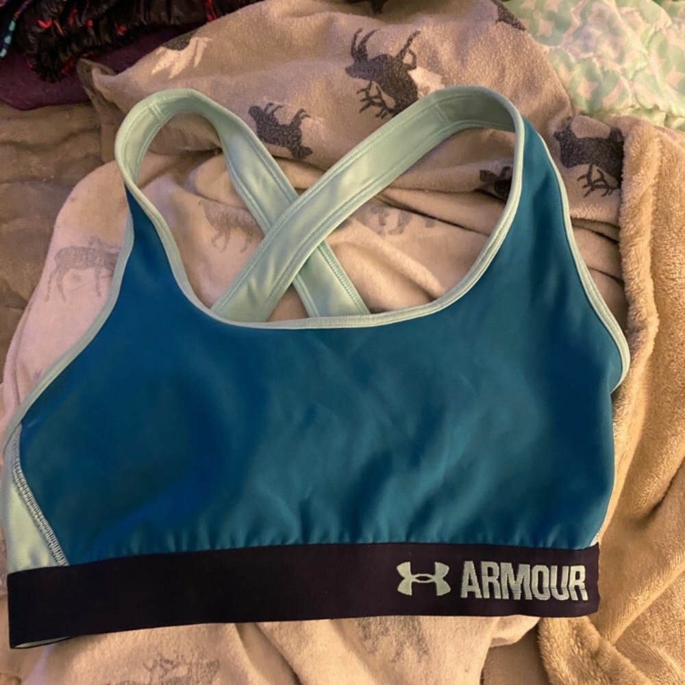 🛑 SOLD🛑 Under armour sports bra